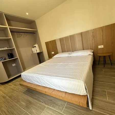 Oni 4* Sarandë